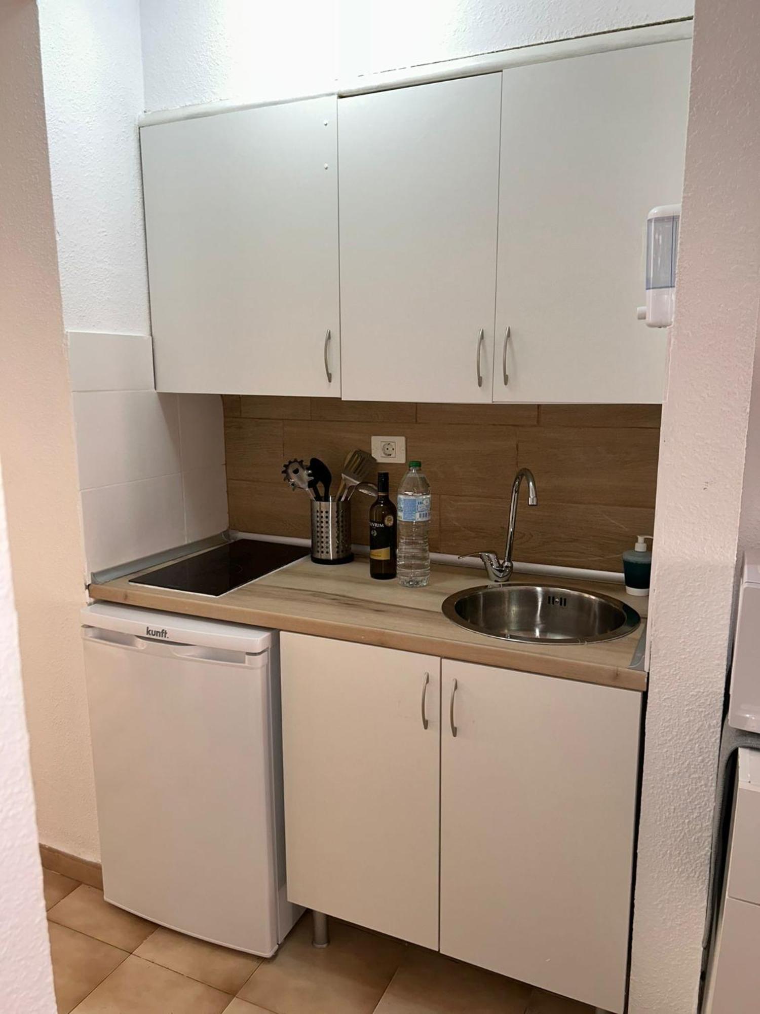 Castle 411 Apartment Лос Кристианос Екстериор снимка